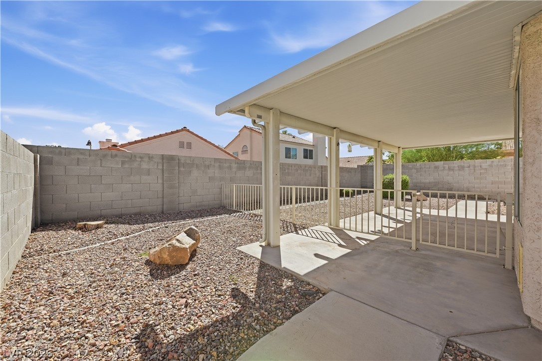 9817 Cross Creek Way Las Vegas NV 89117
