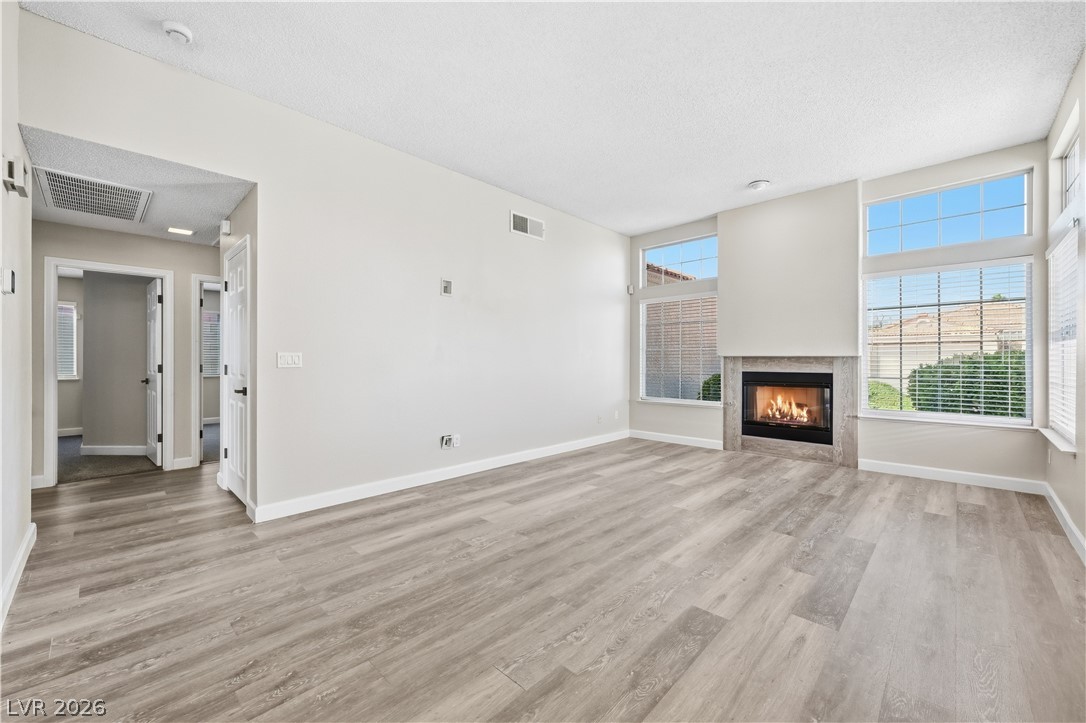 9817 Cross Creek Way Las Vegas NV 89117