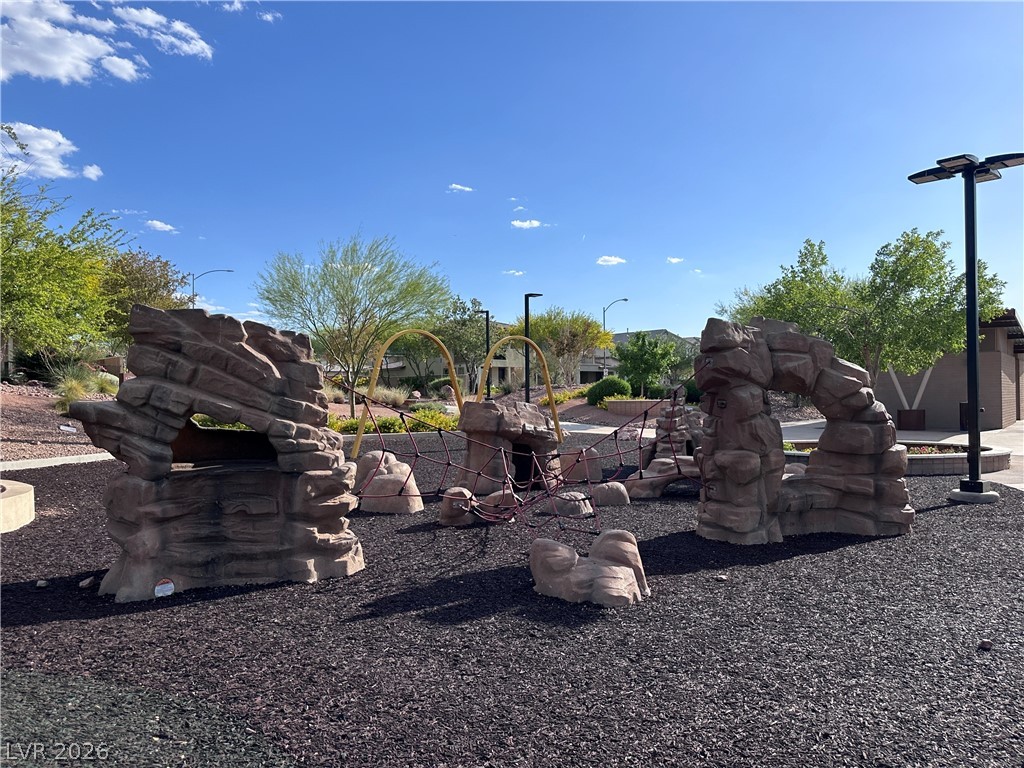 83 Summer Rhapsody Avenue Henderson NV 89015