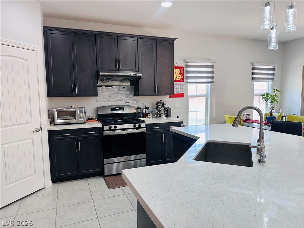 83 Summer Rhapsody Avenue Henderson NV 89015