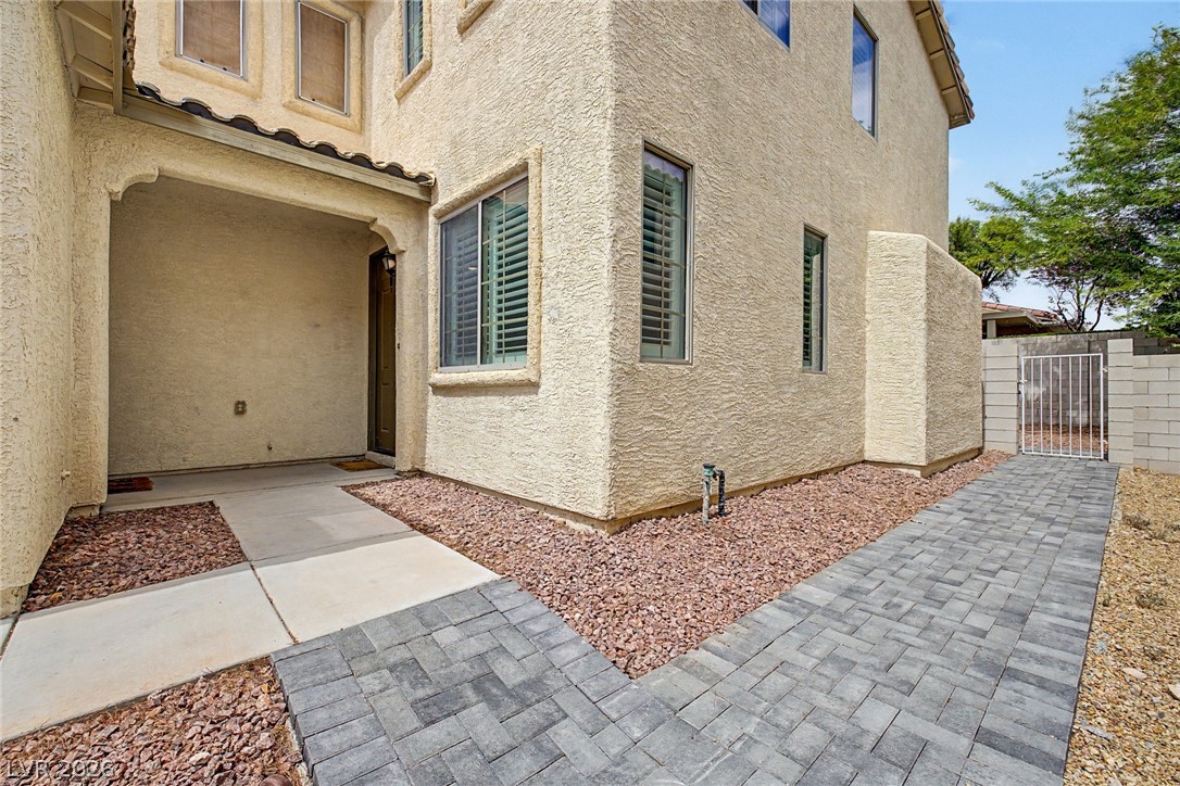 10116 Whitney Falls Court Las Vegas NV 89148