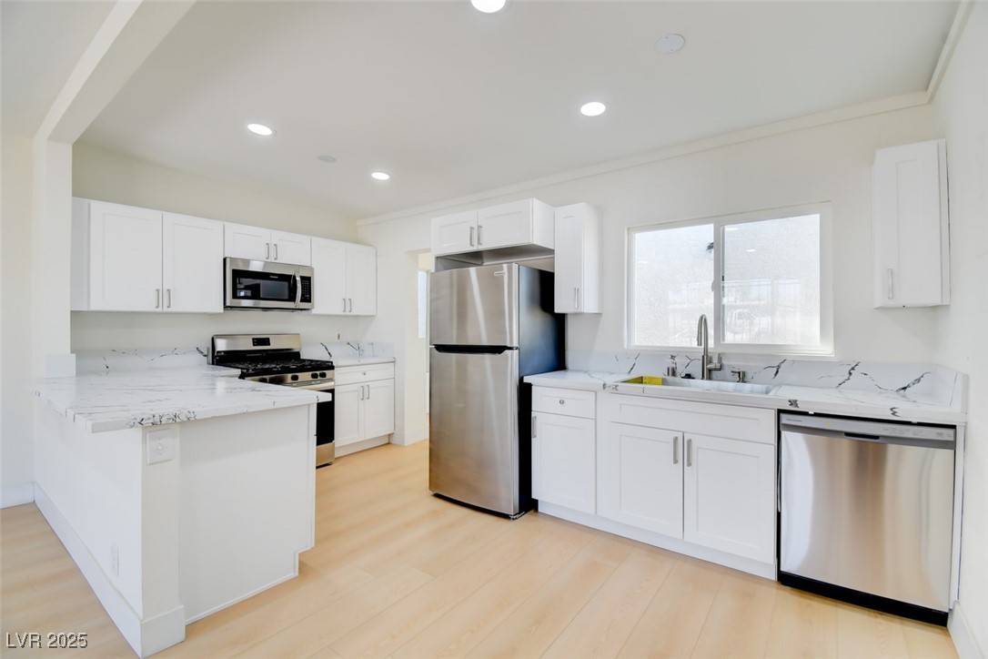 1405 Oakwood Avenue North Las Vegas NV 89030