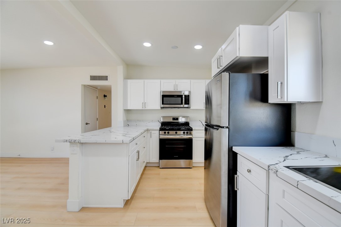 1405 Oakwood Avenue North Las Vegas NV 89030