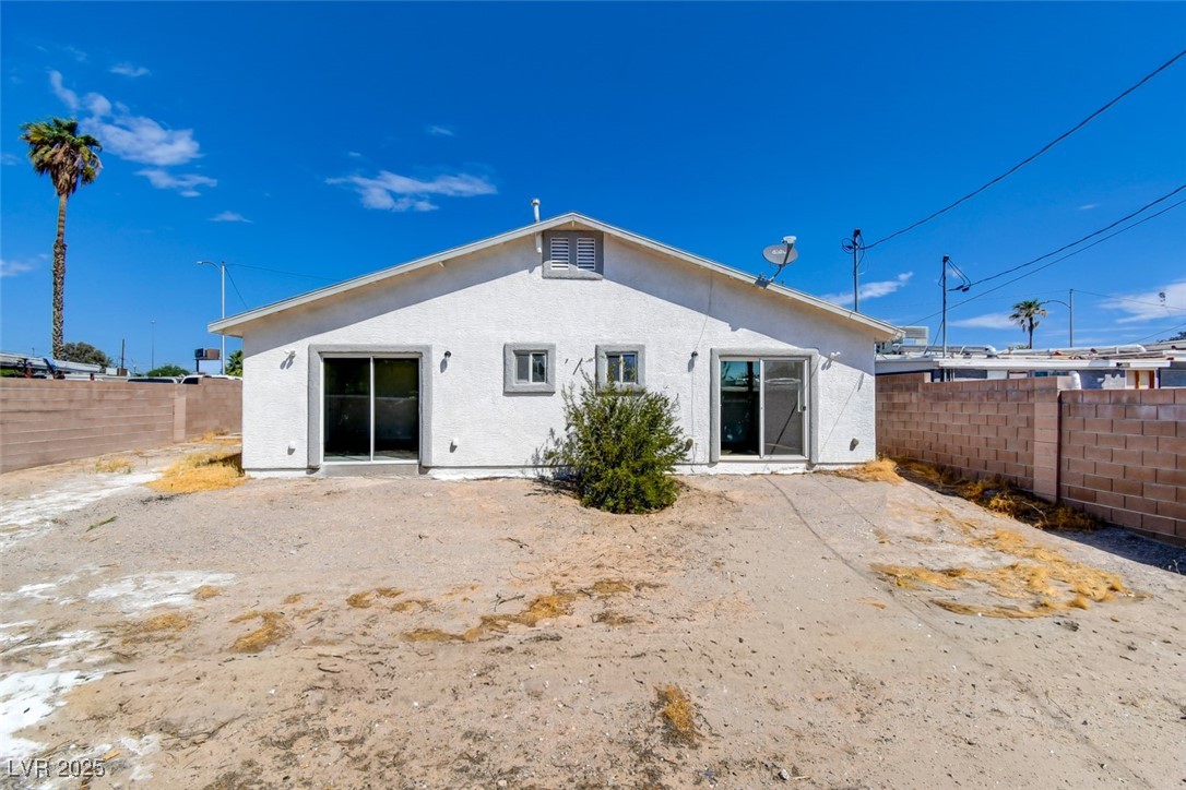 1405 Oakwood Avenue North Las Vegas NV 89030