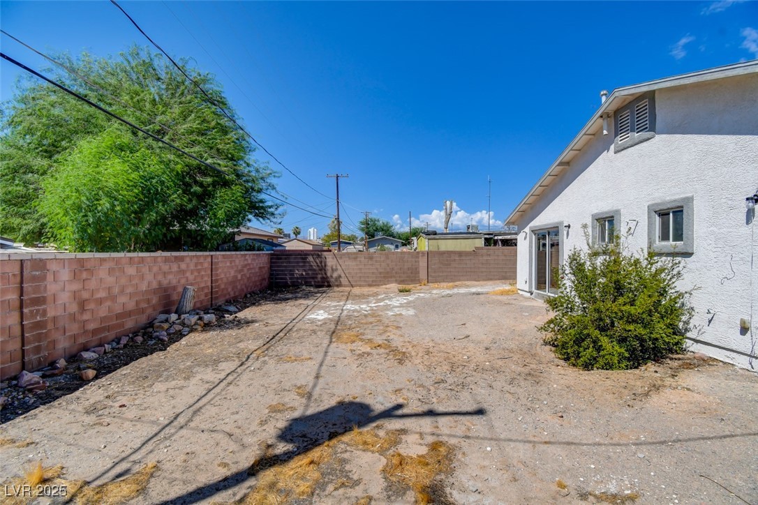 1405 Oakwood Avenue North Las Vegas NV 89030