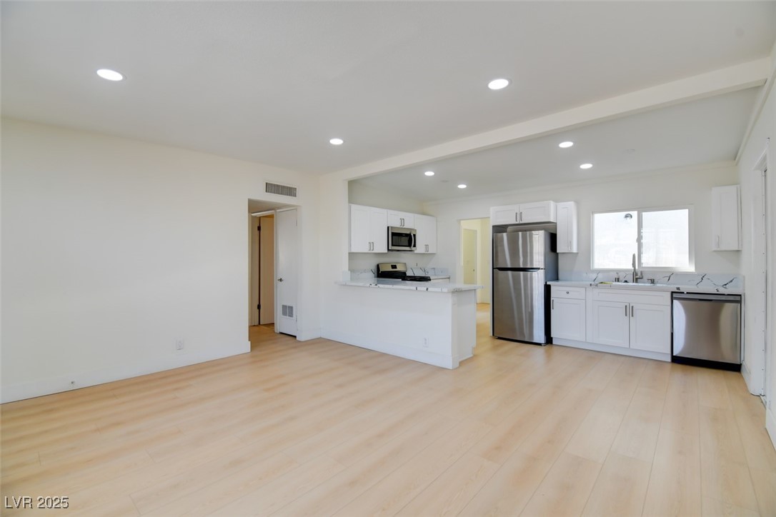 1405 Oakwood Avenue North Las Vegas NV 89030