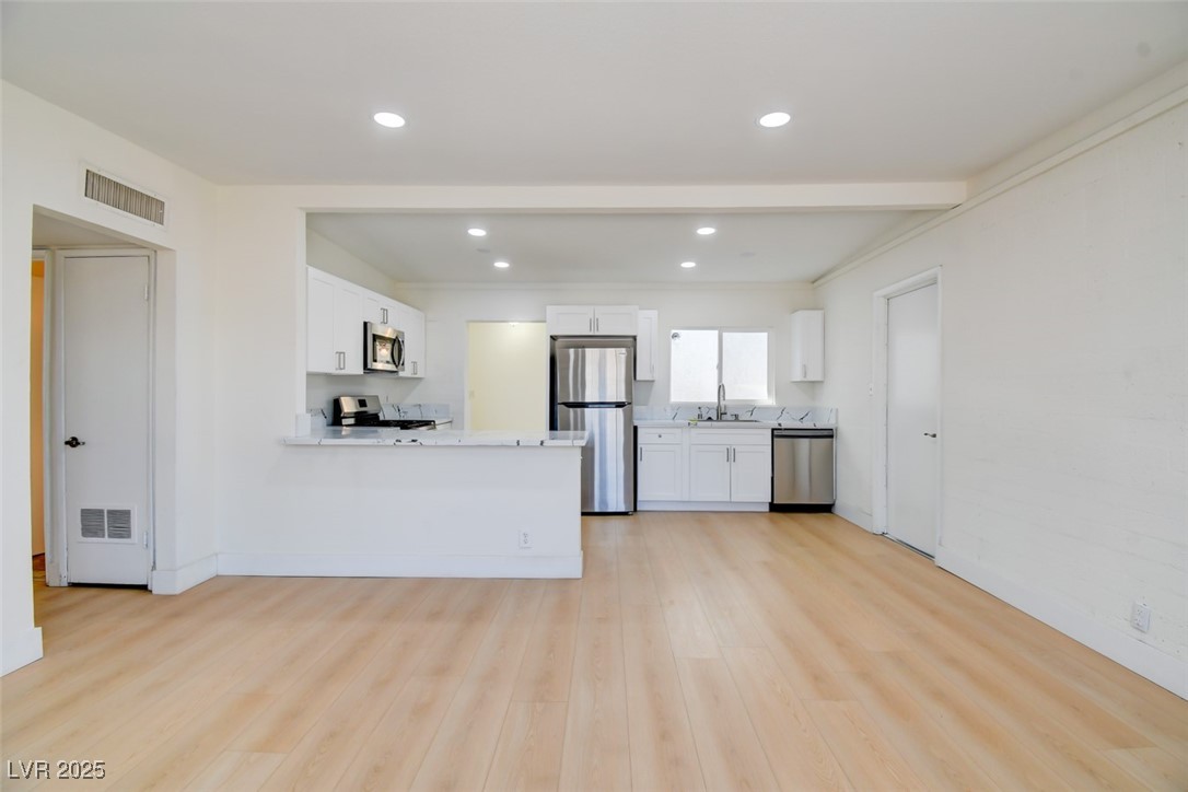 1405 Oakwood Avenue North Las Vegas NV 89030