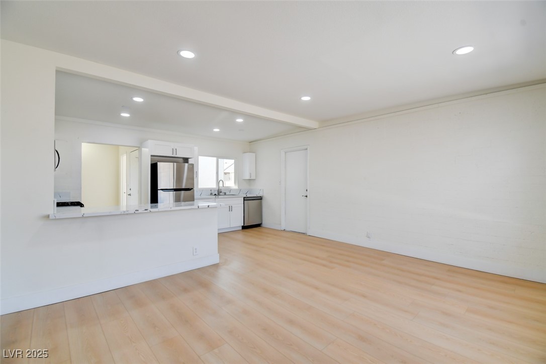 1405 Oakwood Avenue North Las Vegas NV 89030