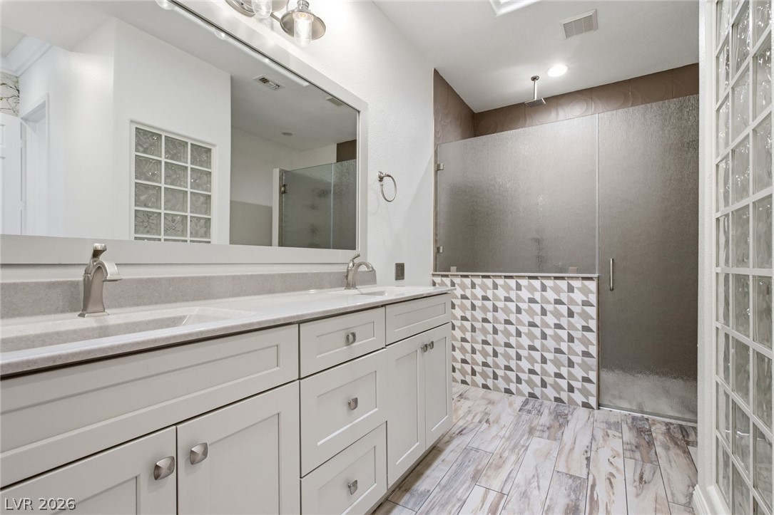 9404 January Drive Las Vegas NV 89134