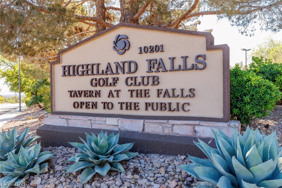 9404 January Drive Las Vegas NV 89134