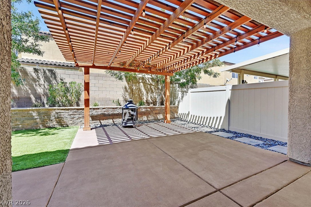 8830 Whitewater Autumn Court Las Vegas NV 89148