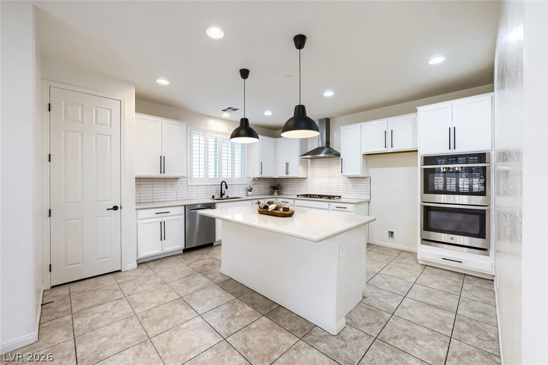189 Lilt Avenue Henderson NV 89011
