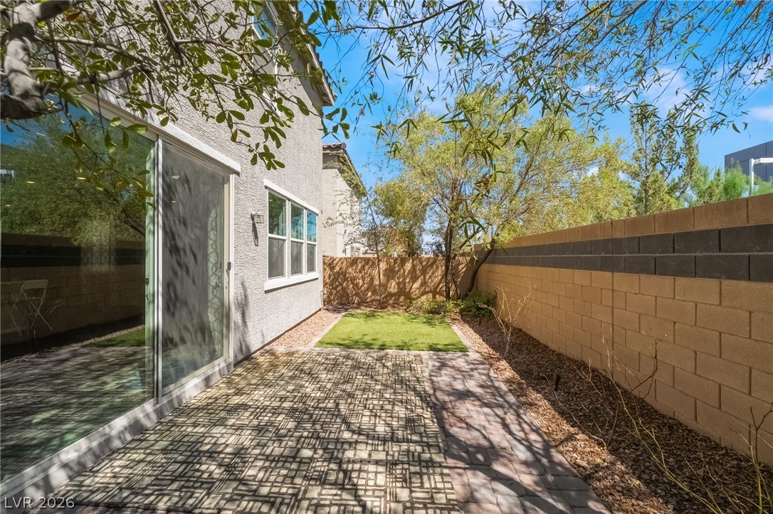 5546 Lushan Street Las Vegas NV 89148