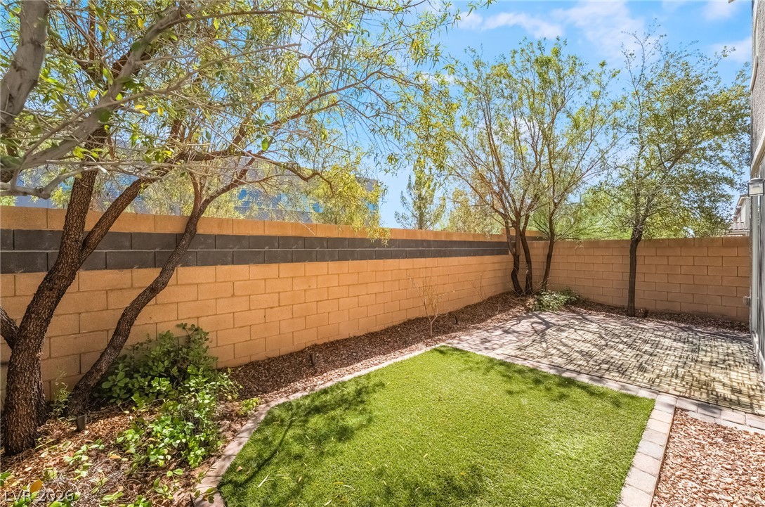 5546 Lushan Street Las Vegas NV 89148