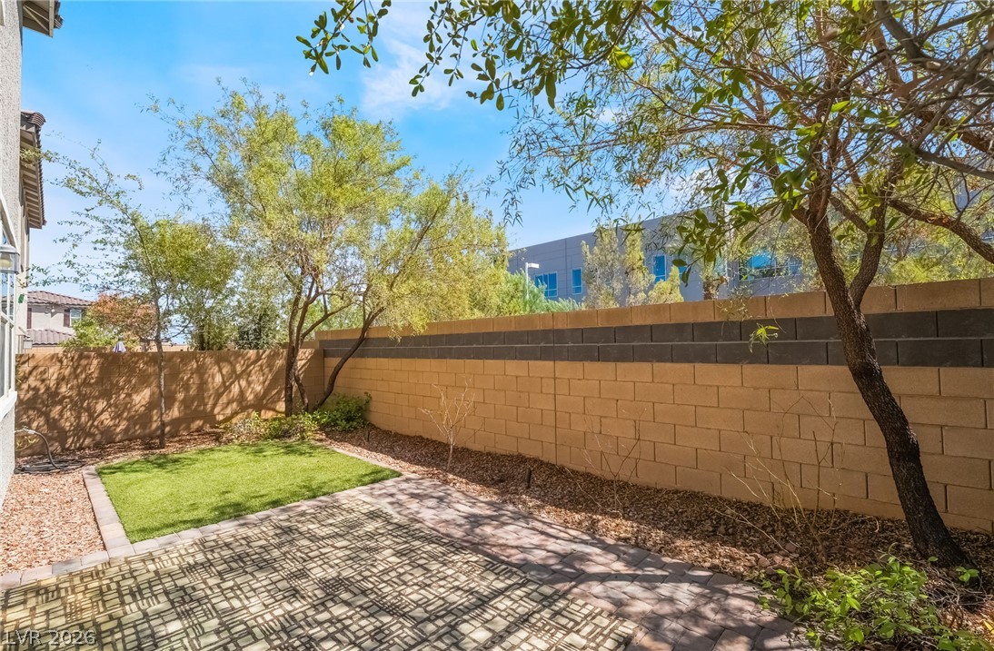5546 Lushan Street Las Vegas NV 89148