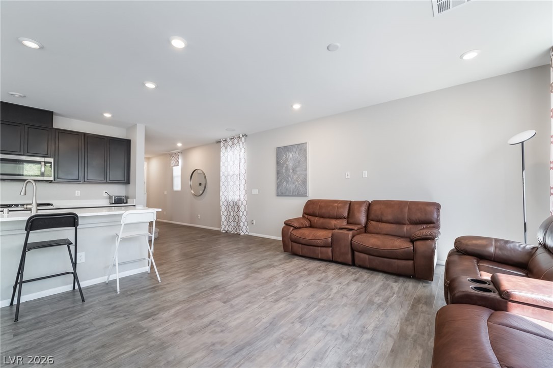 5546 Lushan Street Las Vegas NV 89148