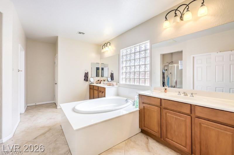 8213 Bay Dunes Street Las Vegas NV 89131