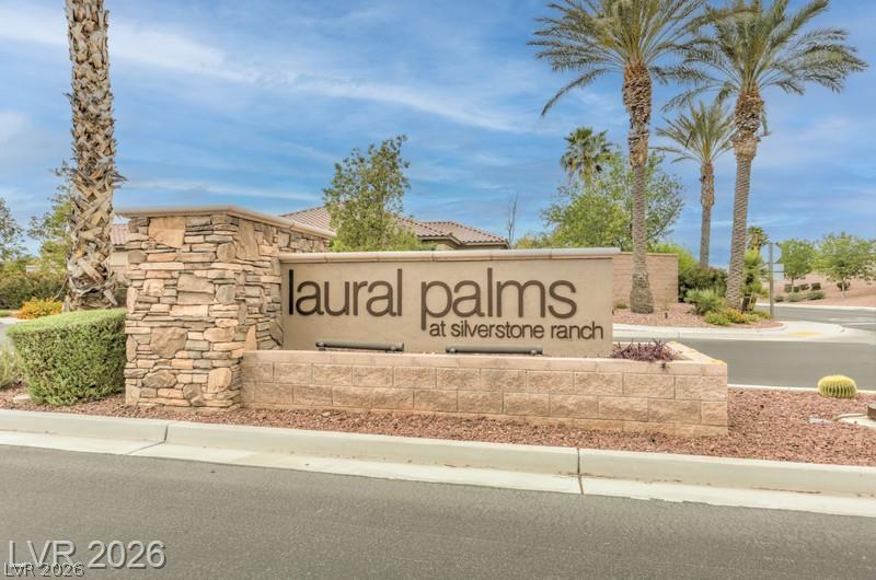 8213 Bay Dunes Street Las Vegas NV 89131