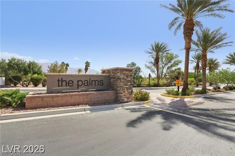 8213 Bay Dunes Street Las Vegas NV 89131