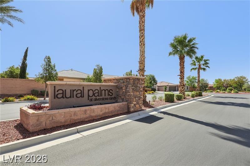 8213 Bay Dunes Street Las Vegas NV 89131