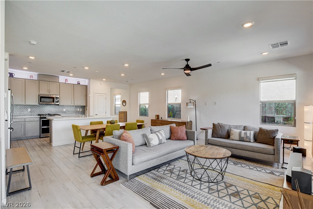 11627 Desert Hollow Avenue Las Vegas NV 89138