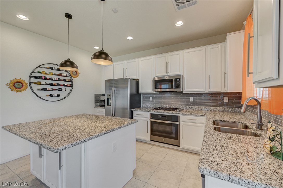 687 Quasi Street Henderson NV 89011
