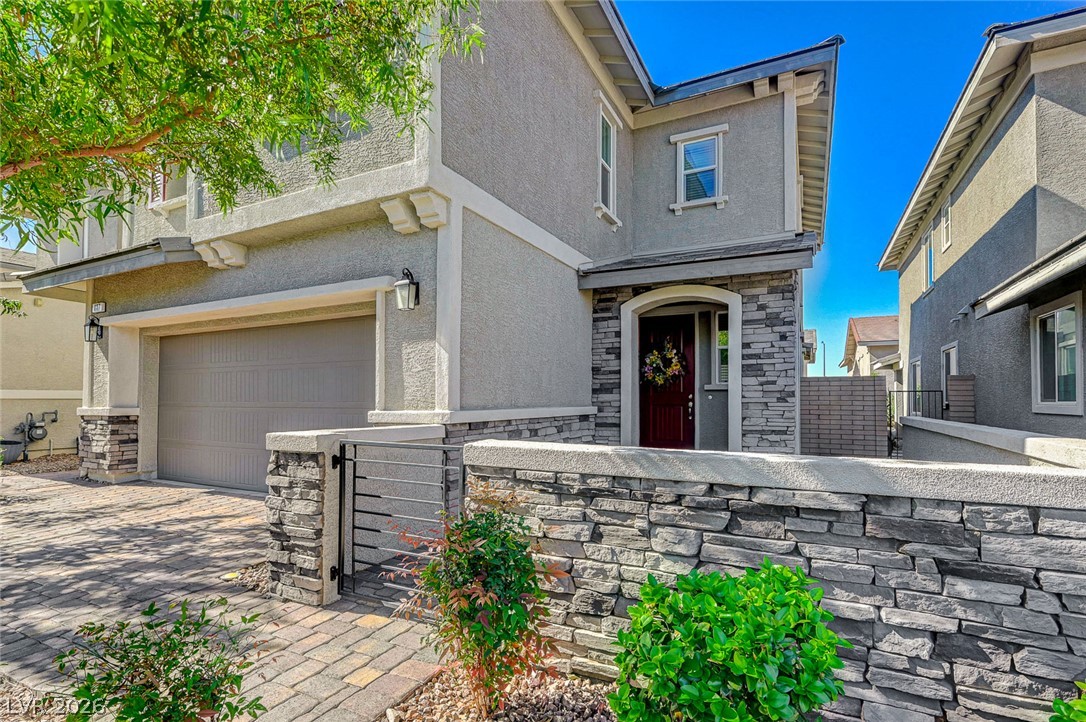 687 Quasi Street Henderson NV 89011