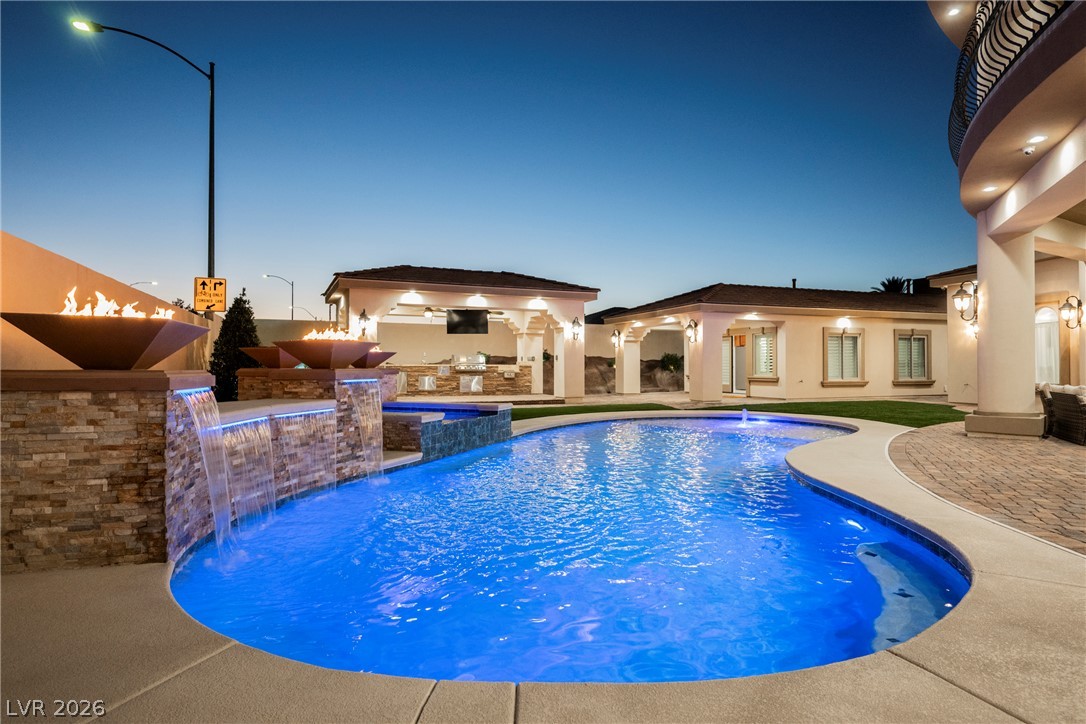 1721 South Tioga Way Las Vegas NV 89117