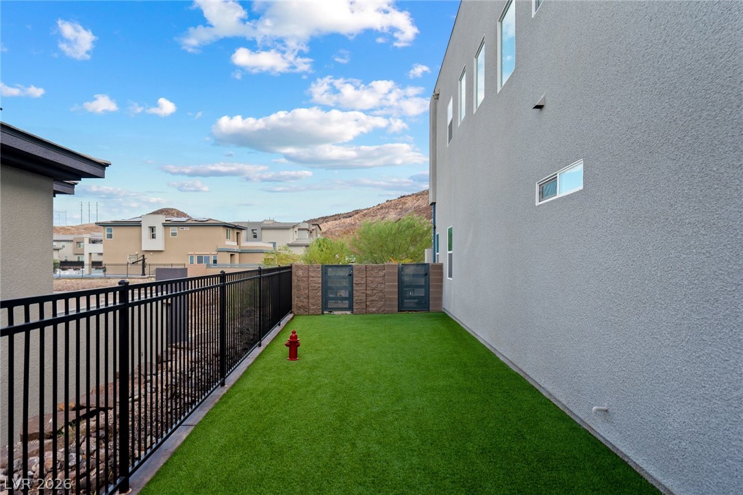 526 La Nain Lane Henderson NV 89012