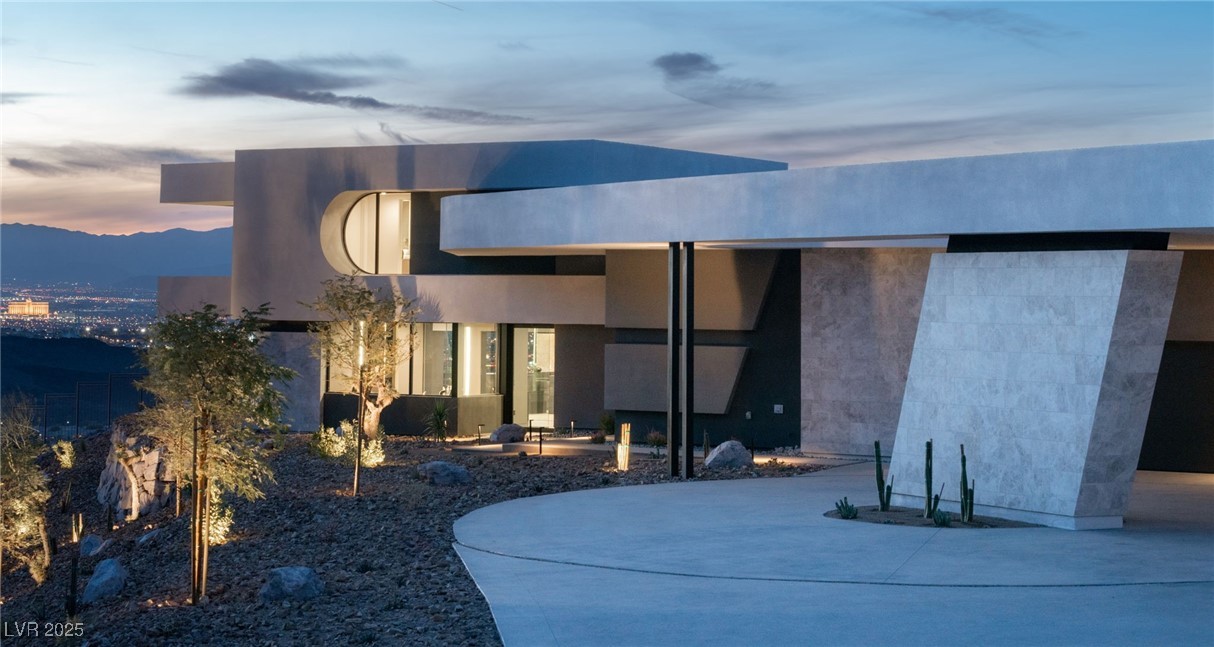4 Horseshoe Rock Court Henderson NV 89012