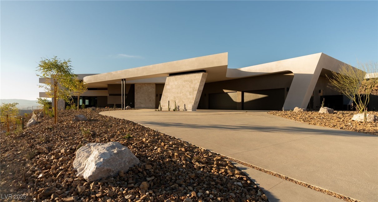 4 Horseshoe Rock Court Henderson NV 89012