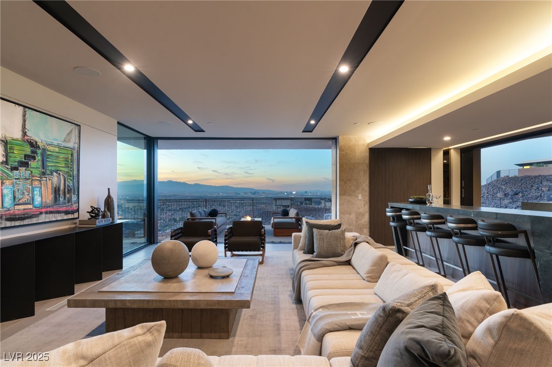 4 Horseshoe Rock Court Henderson NV 89012