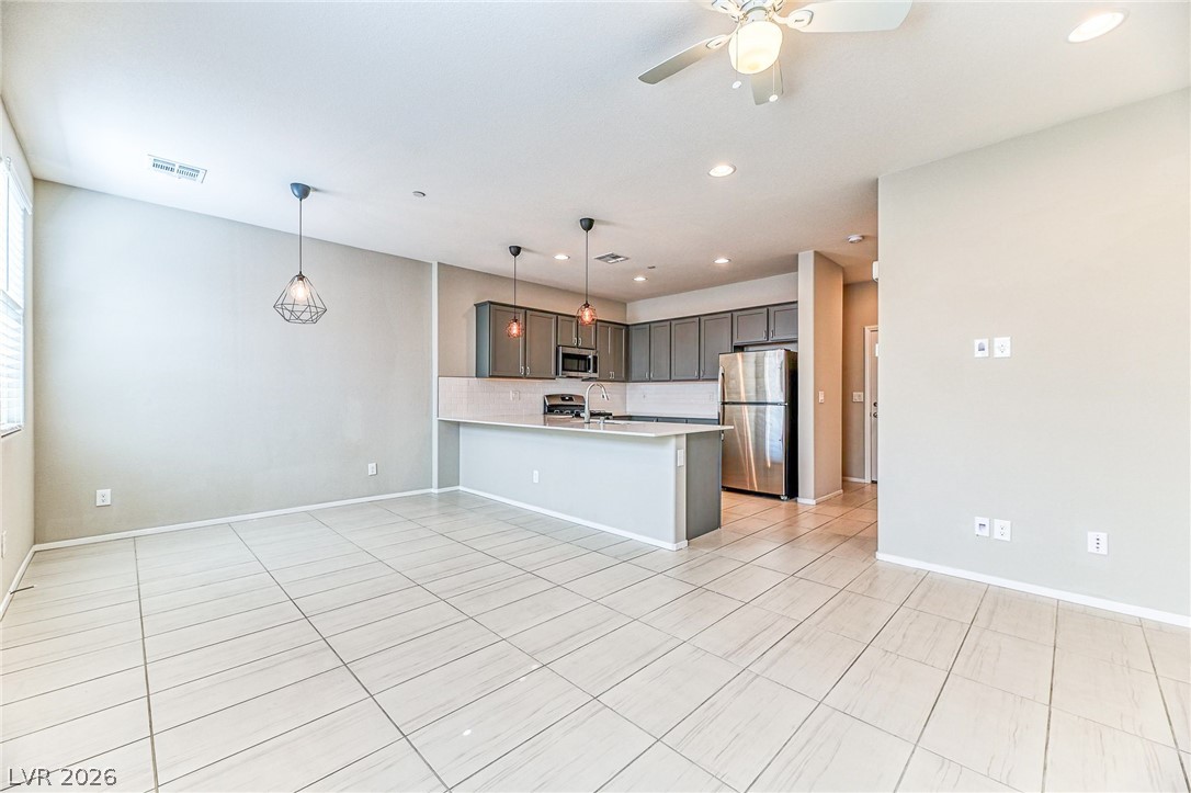 667 Sleeping City Avenue Henderson NV 89015