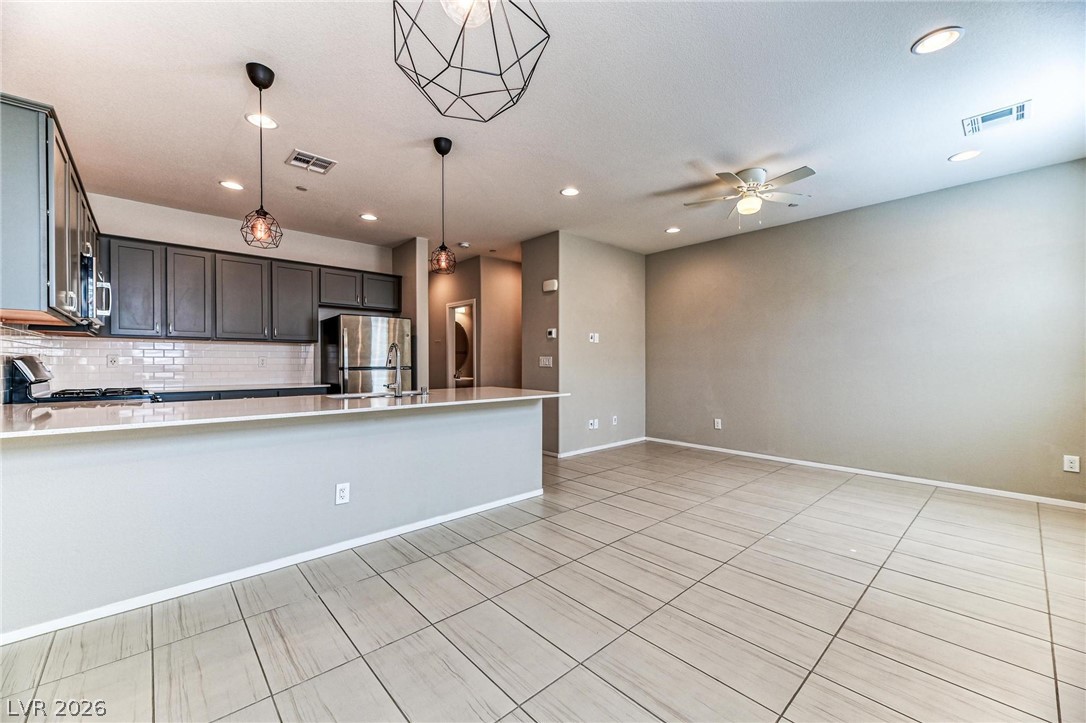 667 Sleeping City Avenue Henderson NV 89015