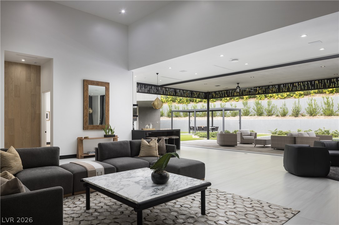 38 Skybird Court Las Vegas NV 89135