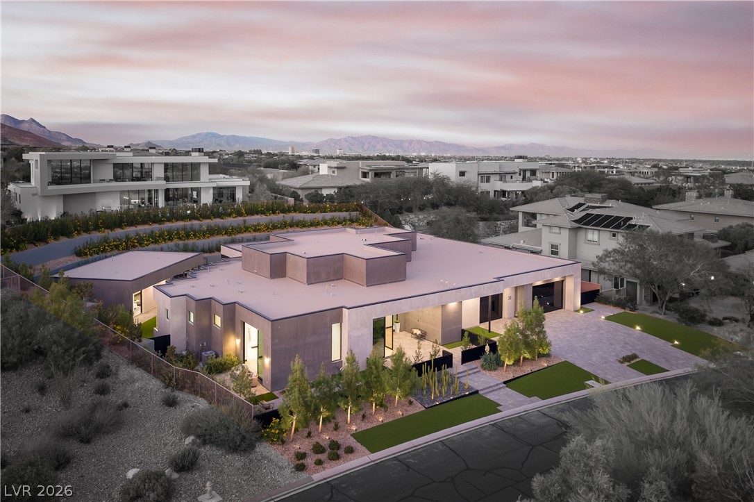 38 Skybird Court Las Vegas NV 89135