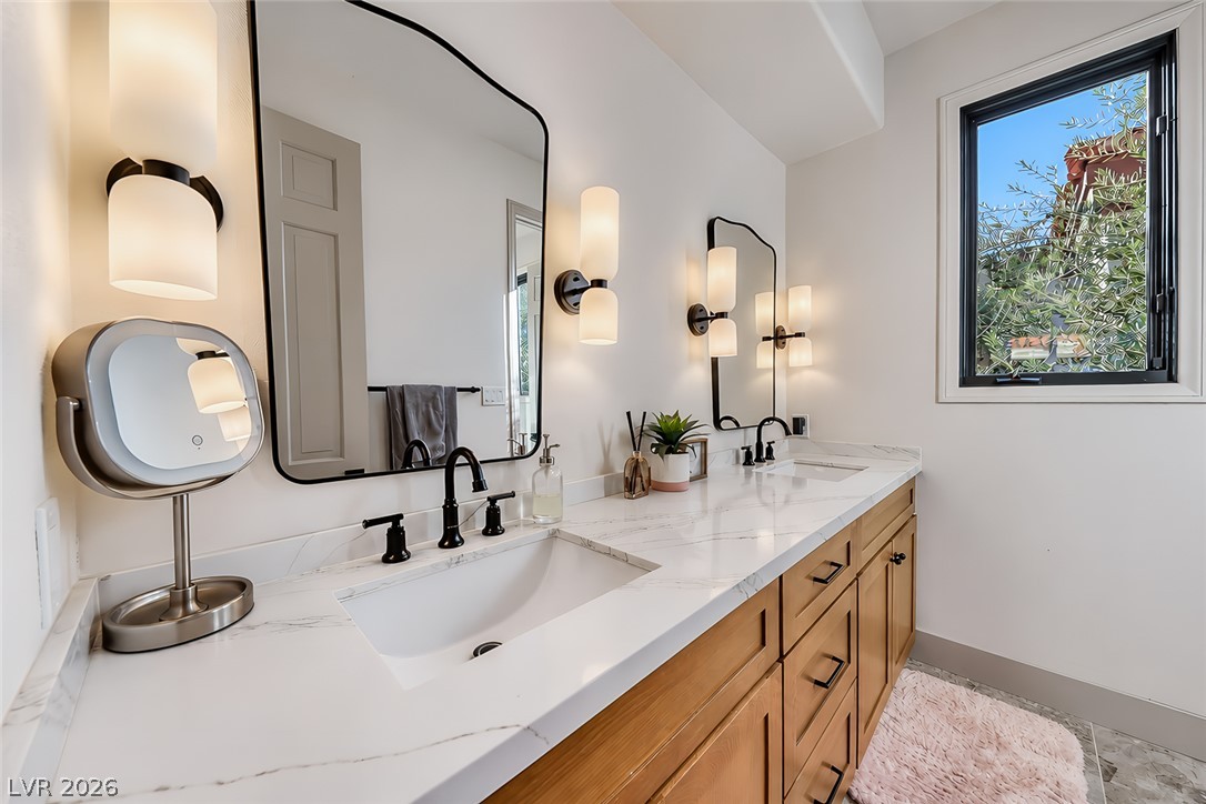8330 Carmel Ridge Court Las Vegas NV 89113