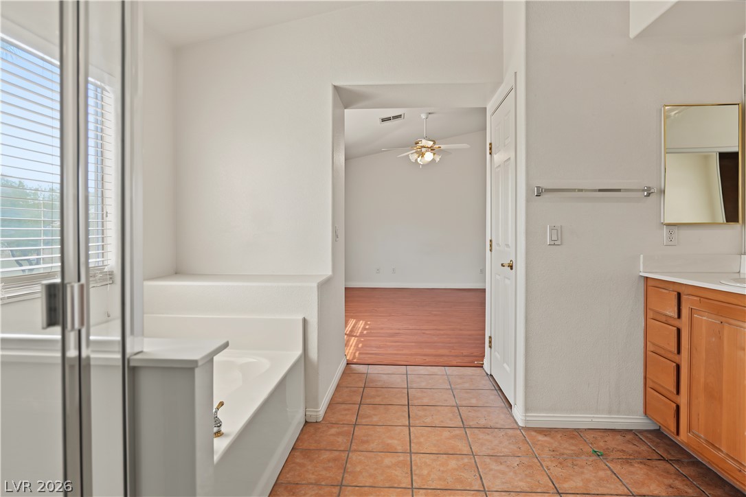 47 Dryden Park Avenue Las Vegas NV 89148