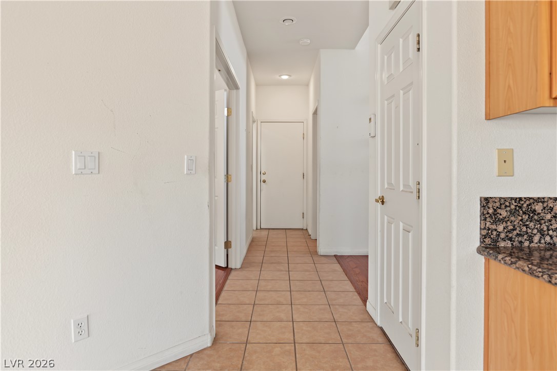 47 Dryden Park Avenue Las Vegas NV 89148