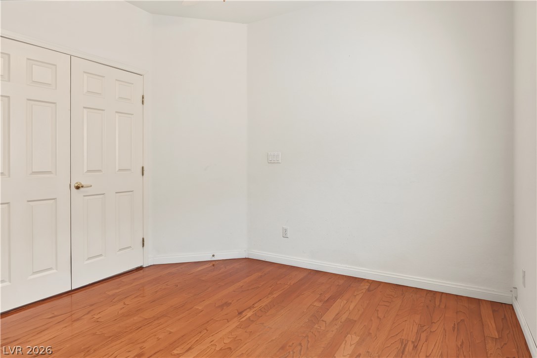 47 Dryden Park Avenue Las Vegas NV 89148