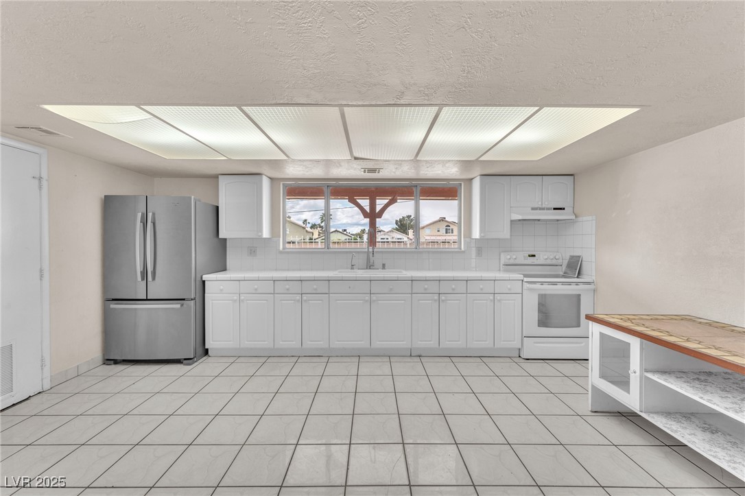 2130 East Maule Avenue Las Vegas NV 89119
