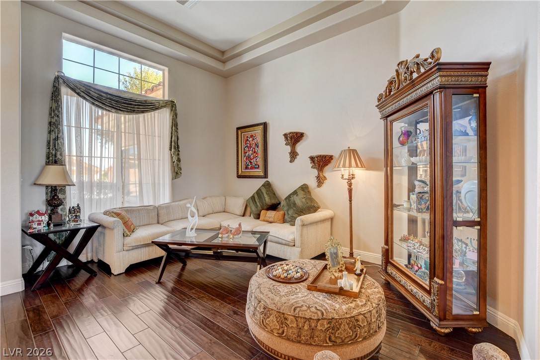 10021 Villa Ridge Drive Las Vegas NV 89134