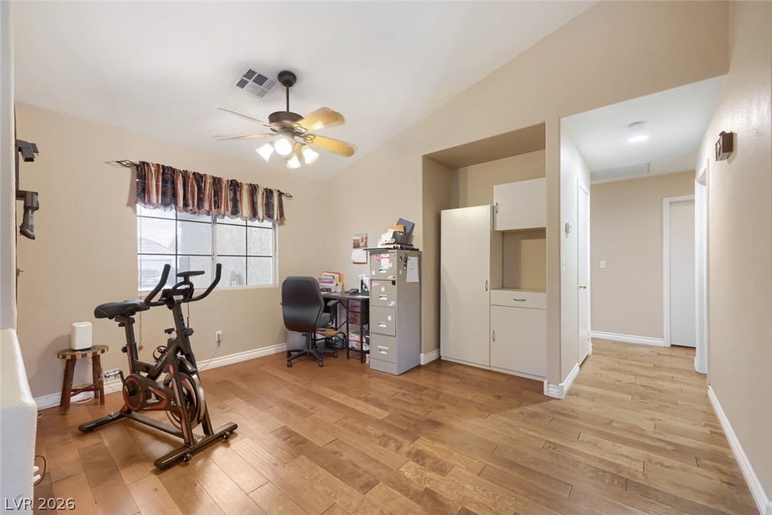 2402 White Sails Court North Las Vegas NV 89031