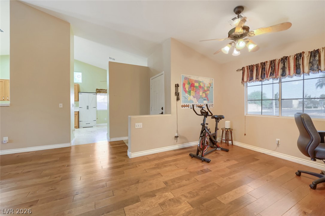 2402 White Sails Court North Las Vegas NV 89031