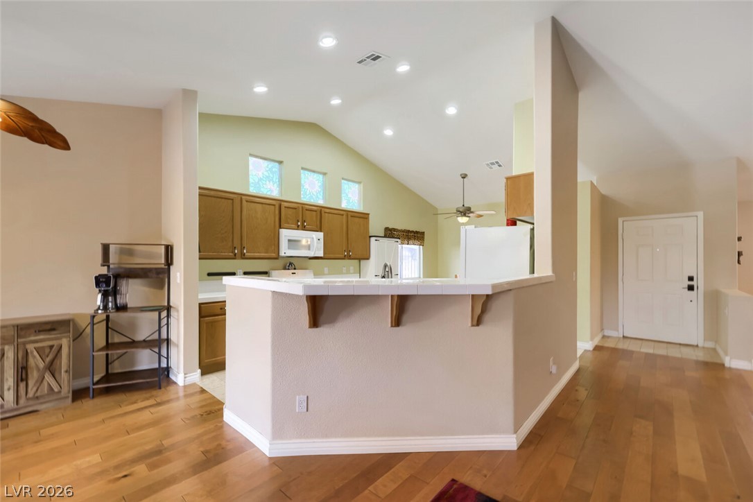 2402 White Sails Court North Las Vegas NV 89031
