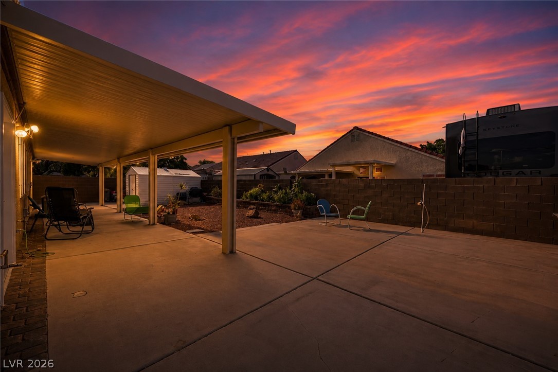 2402 White Sails Court North Las Vegas NV 89031