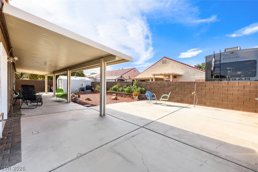 2402 White Sails Court North Las Vegas NV 89031