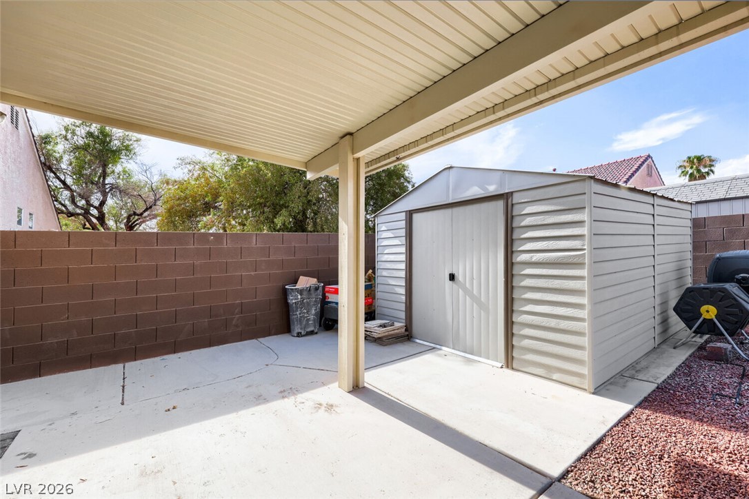 2402 White Sails Court North Las Vegas NV 89031
