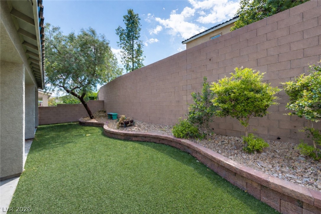 8113 Crushed Velvet Place Las Vegas NV 89166