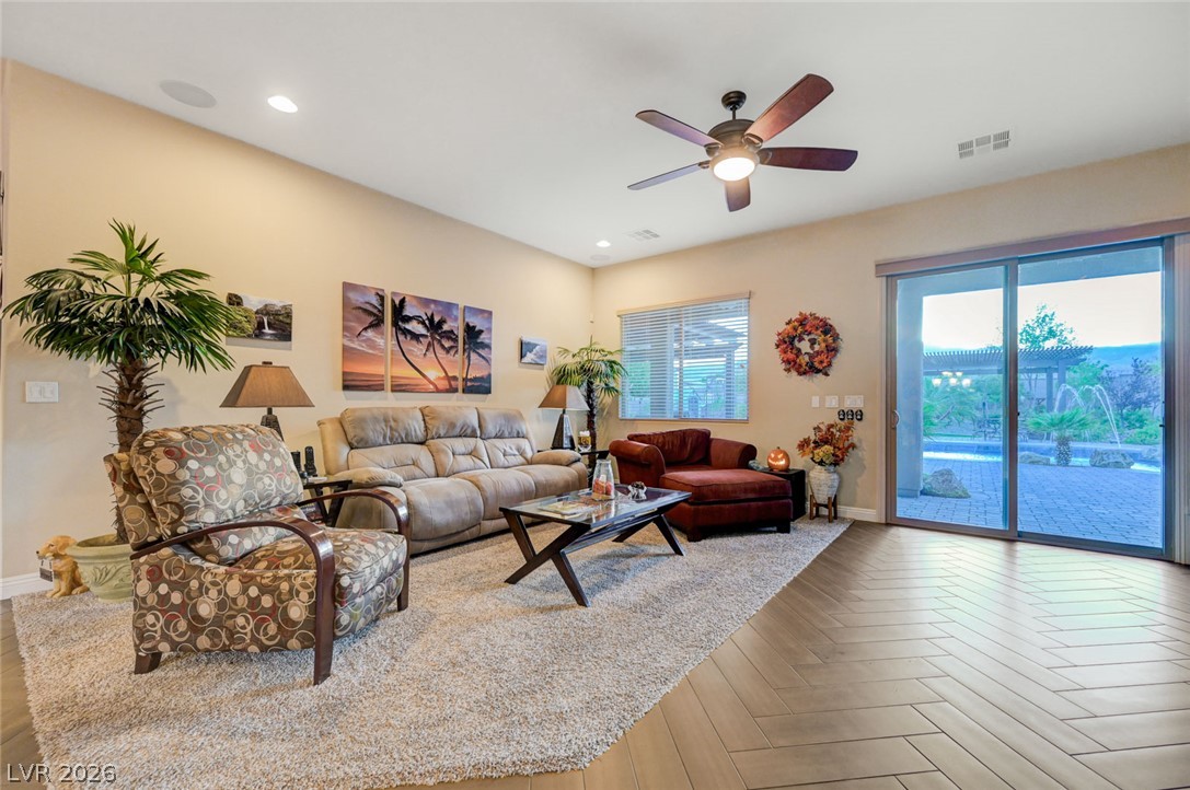 5985 North Conquistador Street Las Vegas NV 89149